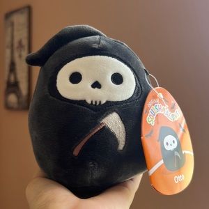 NWT 4” Otto the Grim Reaper Squishmallow HTF — Halloween Collection